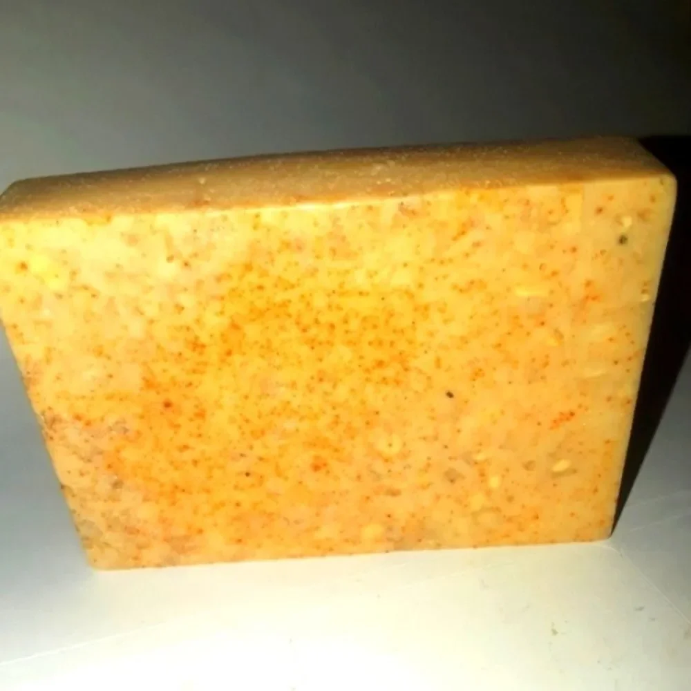 𝅺HandCRAFTED Organic Vanilla Honey& Oats soap bar
